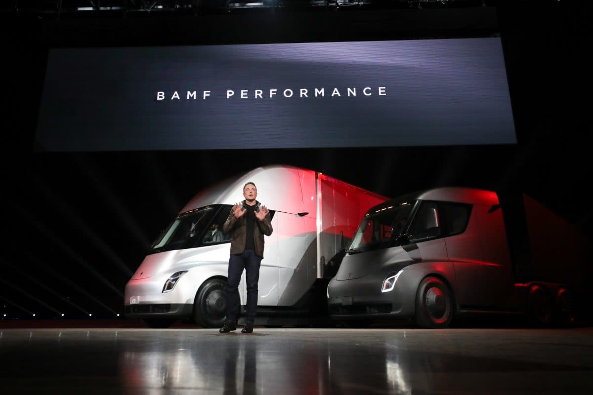 Come Tesla vuole rendere cool il camion