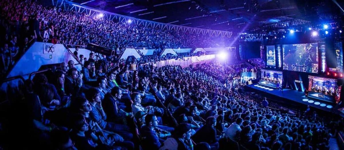 Da fenomeno nerd a business milionario: l'eSport fa le prove di Olimpiade