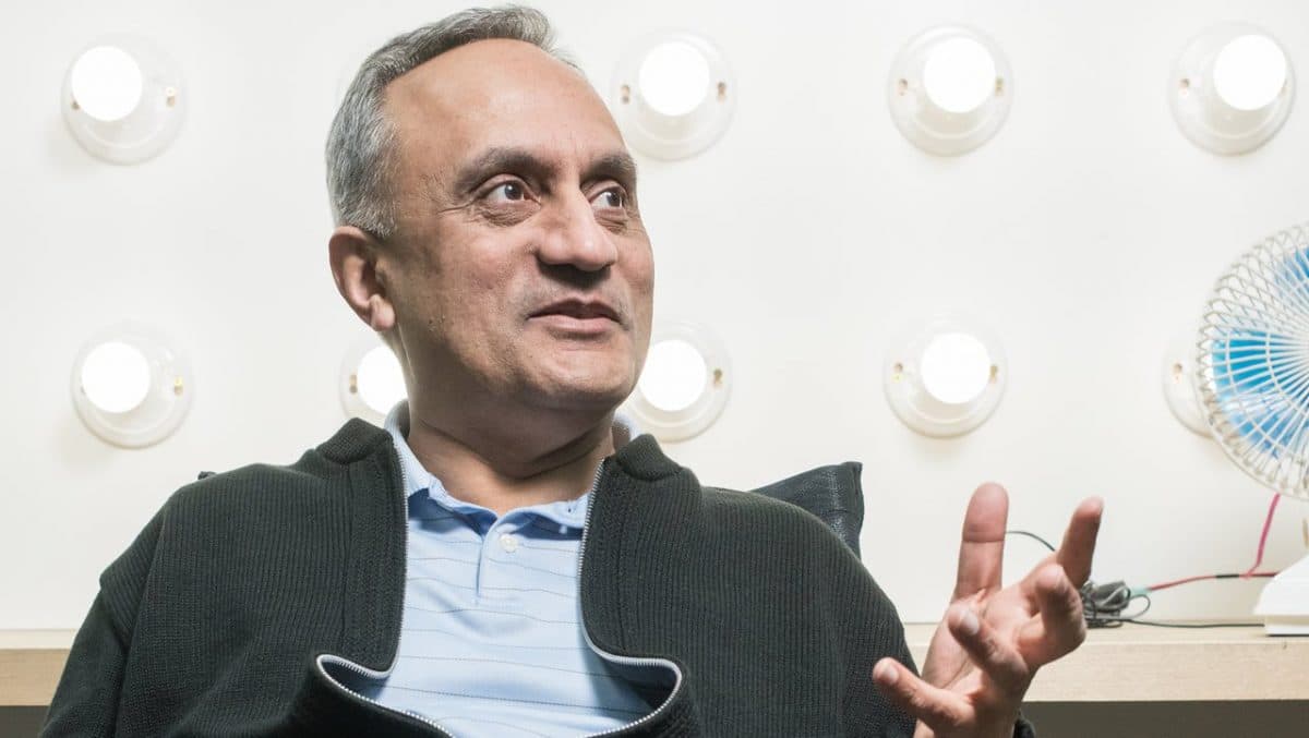 Il filantropo che investe il 99% del suo patrimonio nella lotta alla povertà