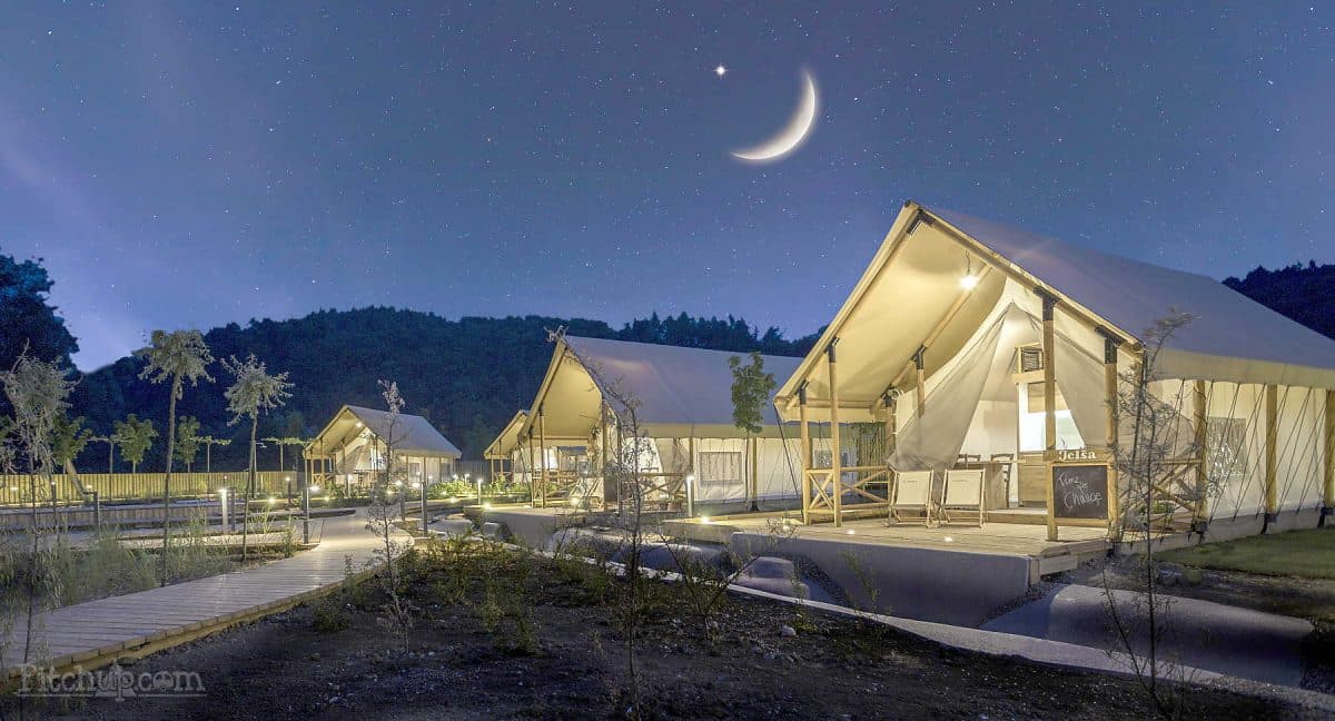 Anche il campeggio può essere glamour: 7 scelte in Europa tra lusso e natura