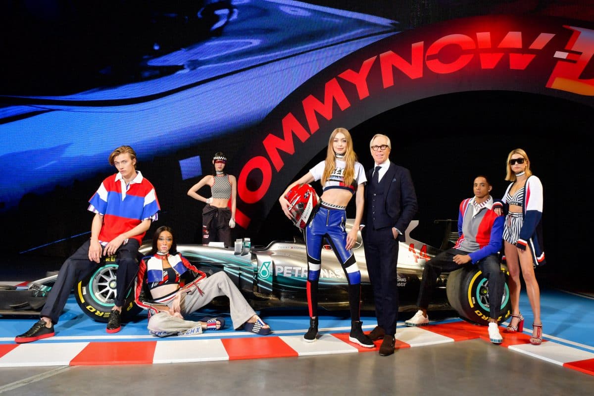 Tommynow approda a Shanghai con Lewis Hamilton
