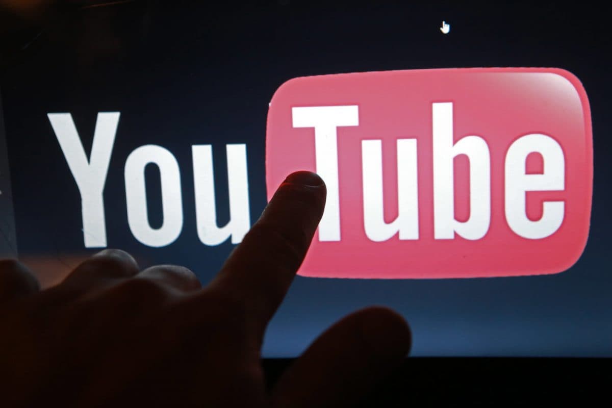 YouTube dichiara guerra a fake news e complottismo