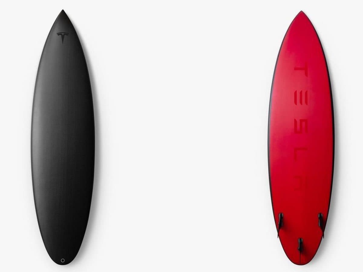 Tesla si è messa a vendere tavole da surf