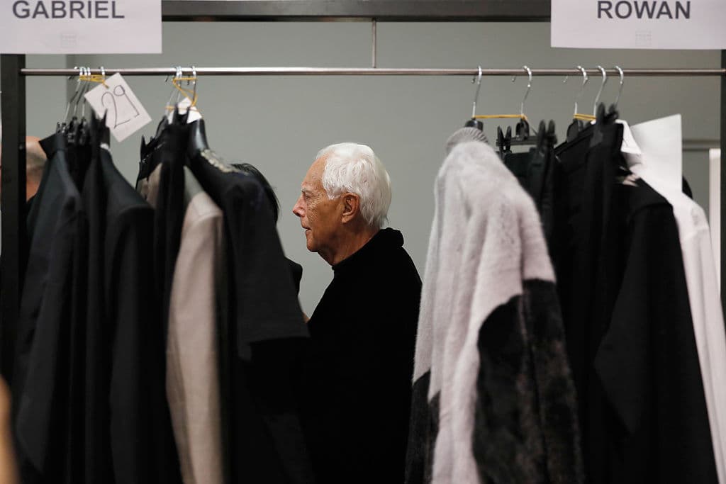 Giorgio Armani riparte dalla sua città e sposta le sfilate di alta moda da Parigi a Milano
