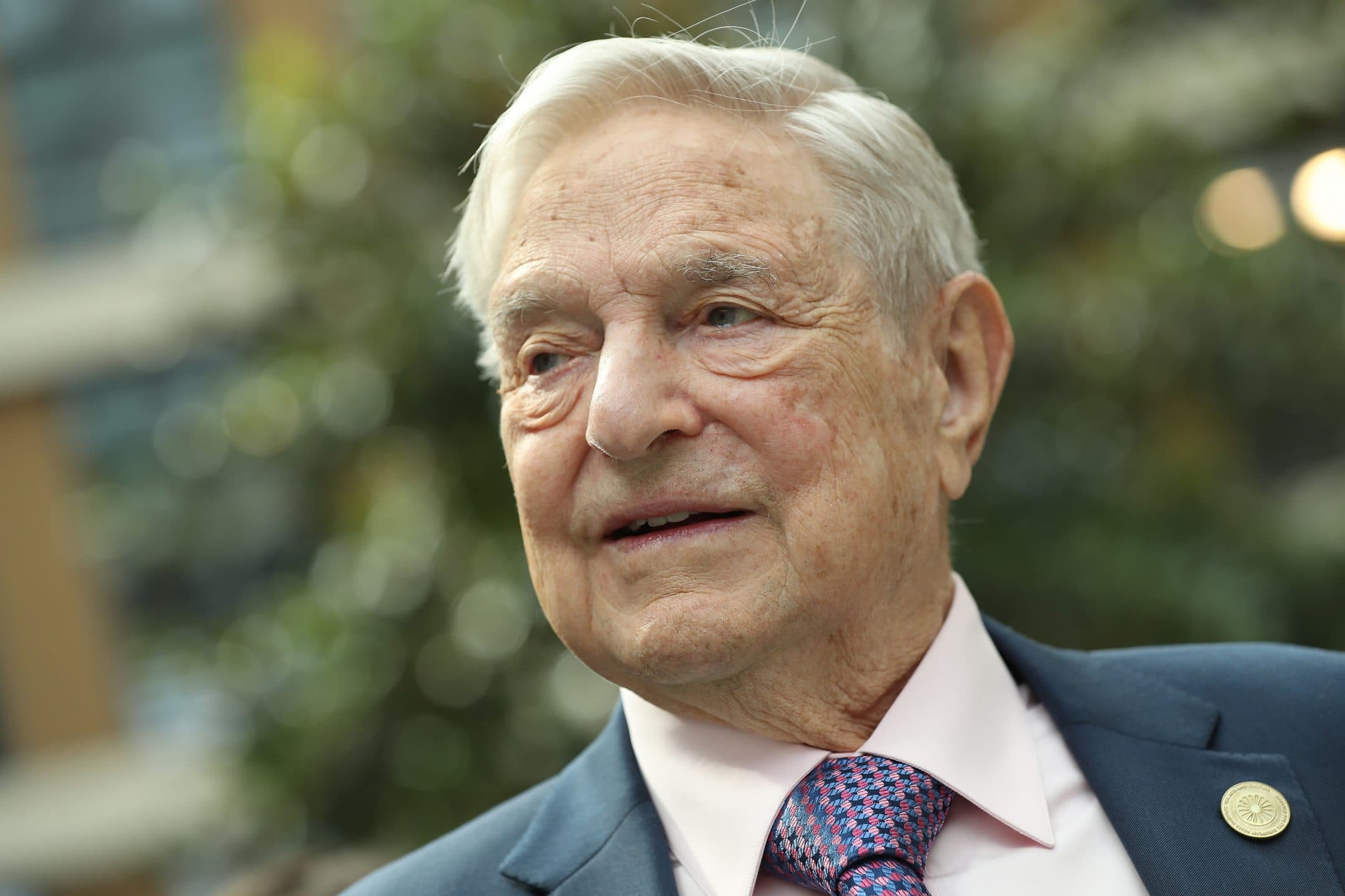 Come George Soros è diventato uno dei più grandi filantropi d'America