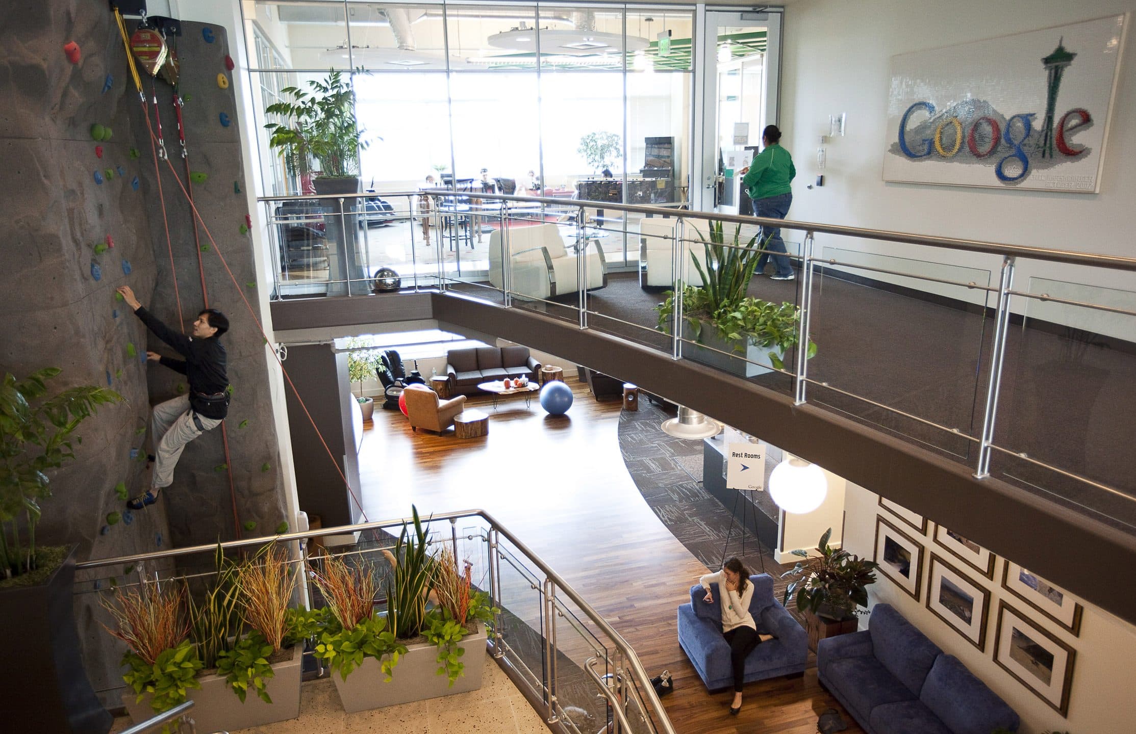 Alphabet è ancora l'azienda migliore al mondo dove lavorare. In Italia domina Ferrari