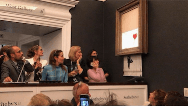 L’opera si autodistrugge subito dopo l’asta da 1,2 milioni. Il genio di Banksy ha colpito ancora?