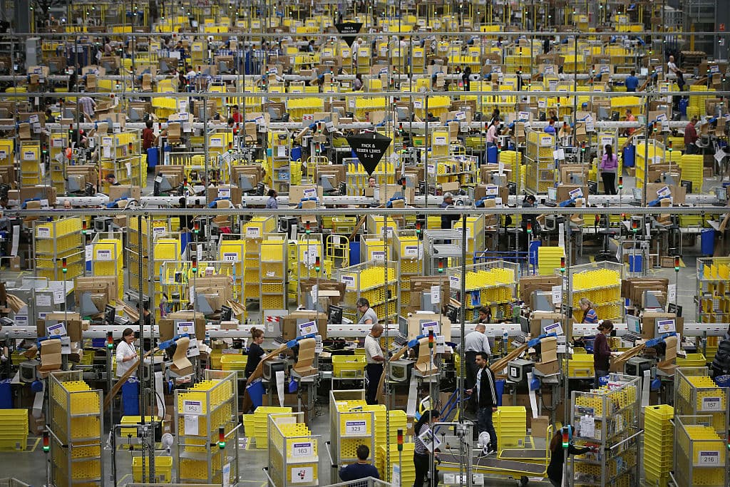 Le posizioni aperte in Amazon: dall'esperto di blockchain al cacciatore di falsi