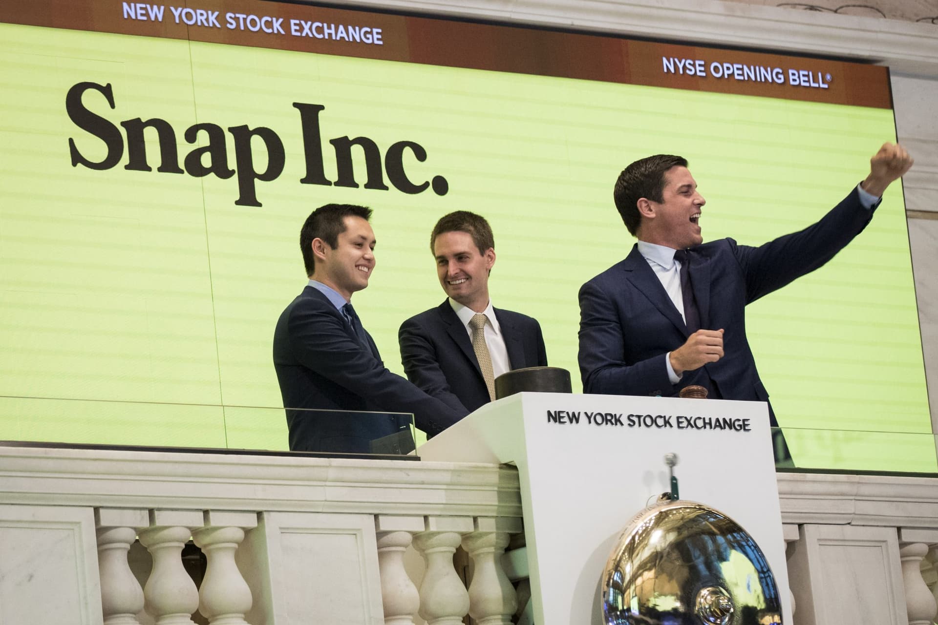 Snapchat spenderà 1 milione di dollari al giorno per competere con TikTok