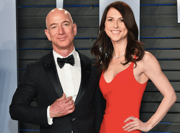 Bezos divorzia dalla moglie, che può diventare la donna più ricca al mondo