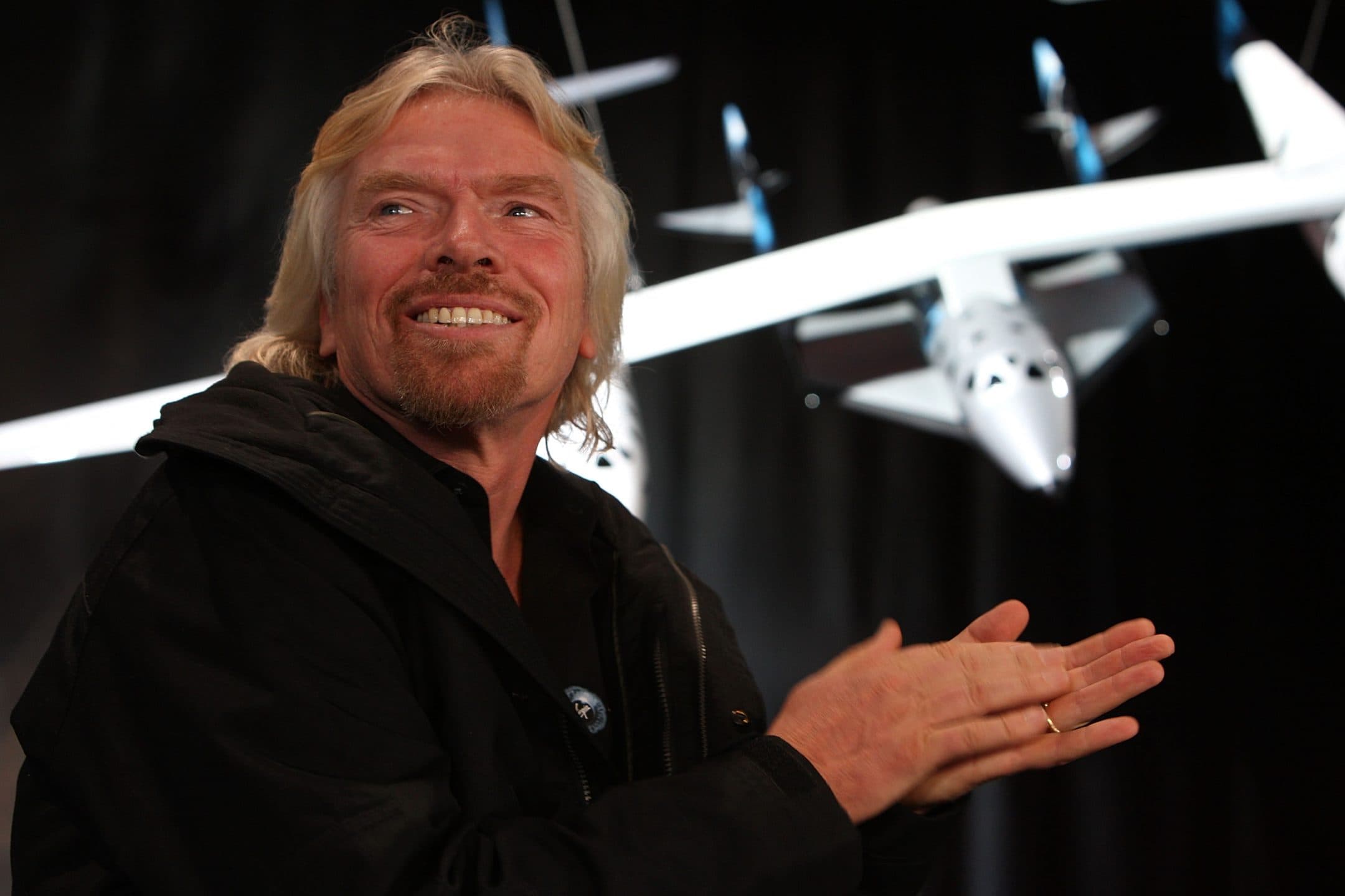 Virgin Galactic si quota in Borsa, l'entusiasmo nelle parole di Branson