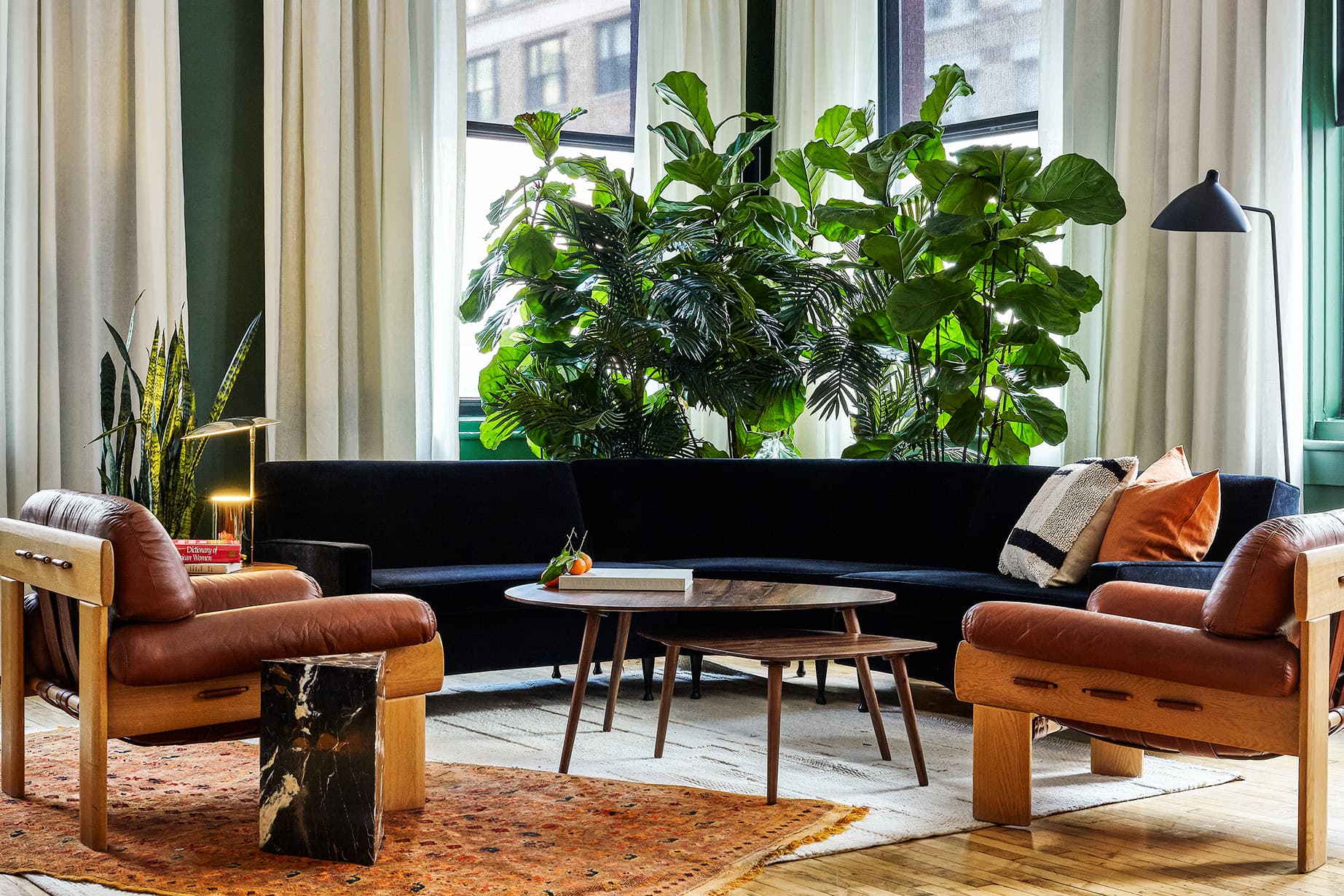 A New York puoi trovare un club dove a fare network sono solo le donne