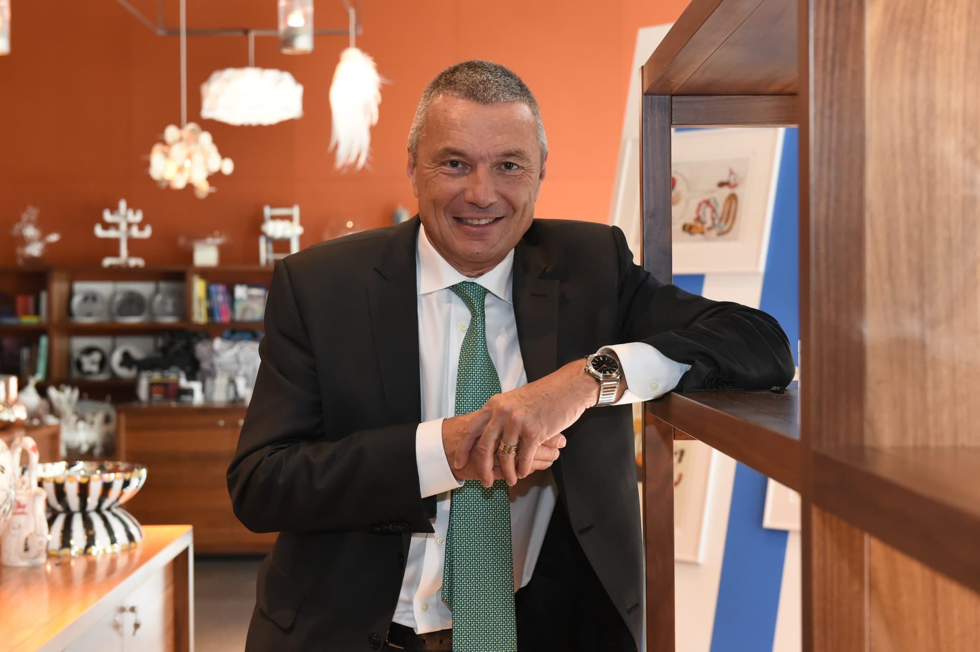 Bulgari istituisce un fondo per la ricerca contro il Covid-19 e altri tipi di virus