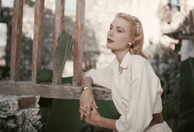 Grace Kelly e Dior, una storia d'amore (e stile) ora in mostra