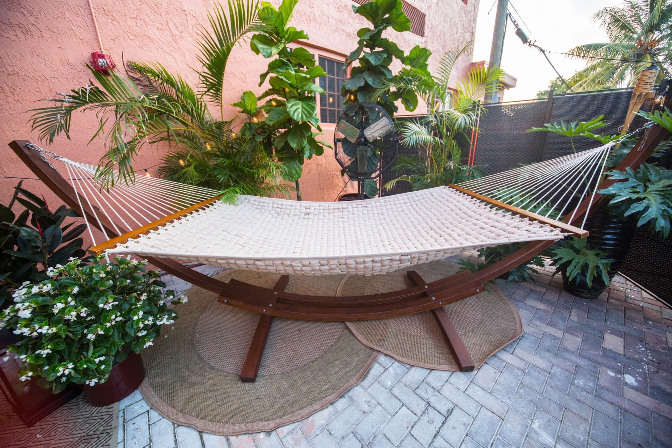 Buenos Aires, Miami, Milano. Panamericana alternativa