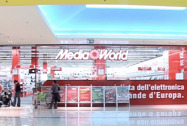 Volantino MediaWorld addio: gli algoritmi ti suggeriranno cosa scegliere
