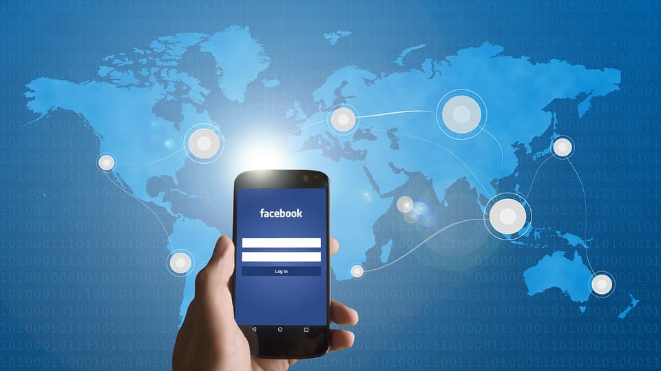 Facebook lancia Community Help, con un video che emoziona