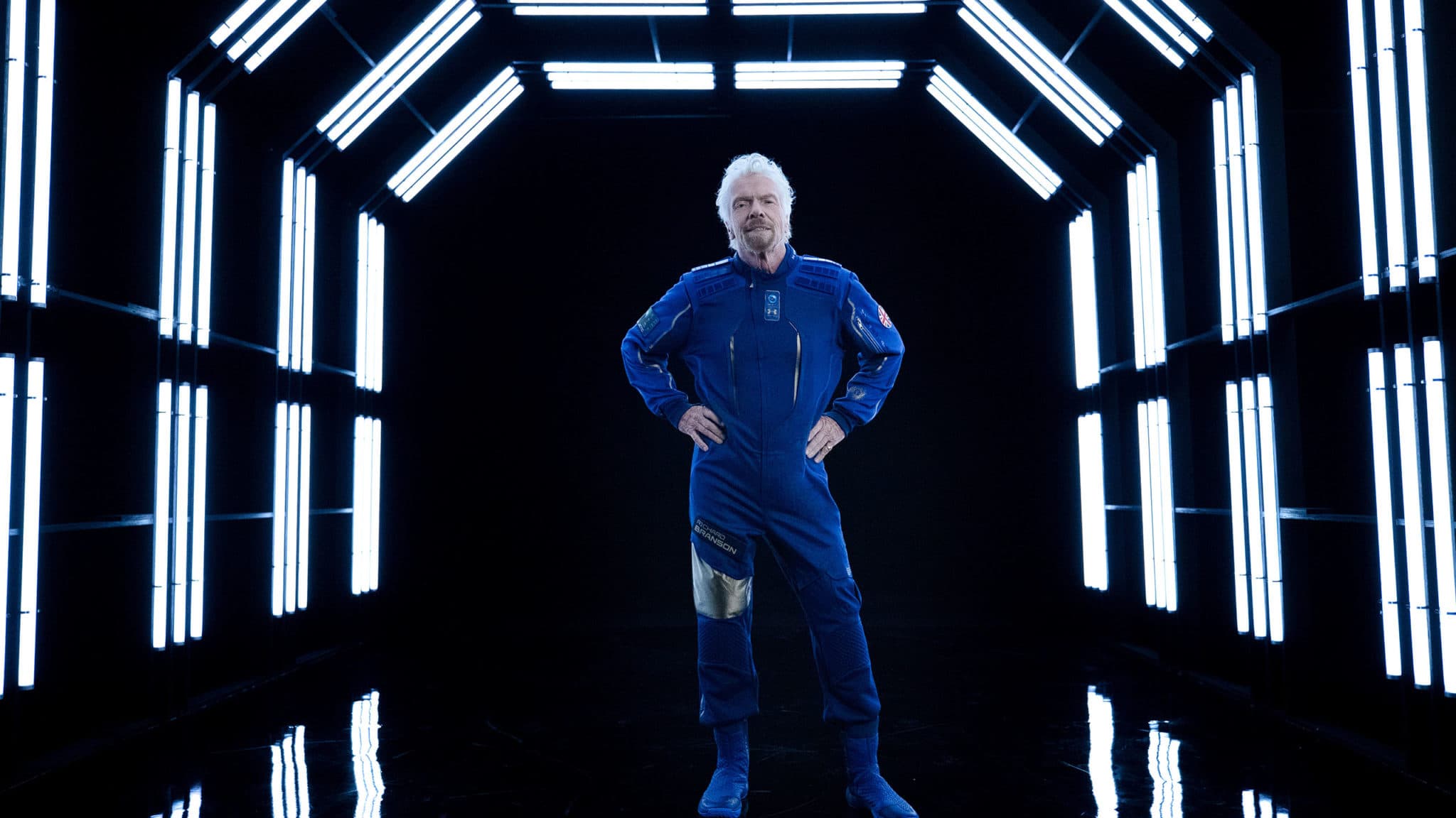 Gli astronauti di Virgin Galactic nello spazio con tute firmate Under Armour