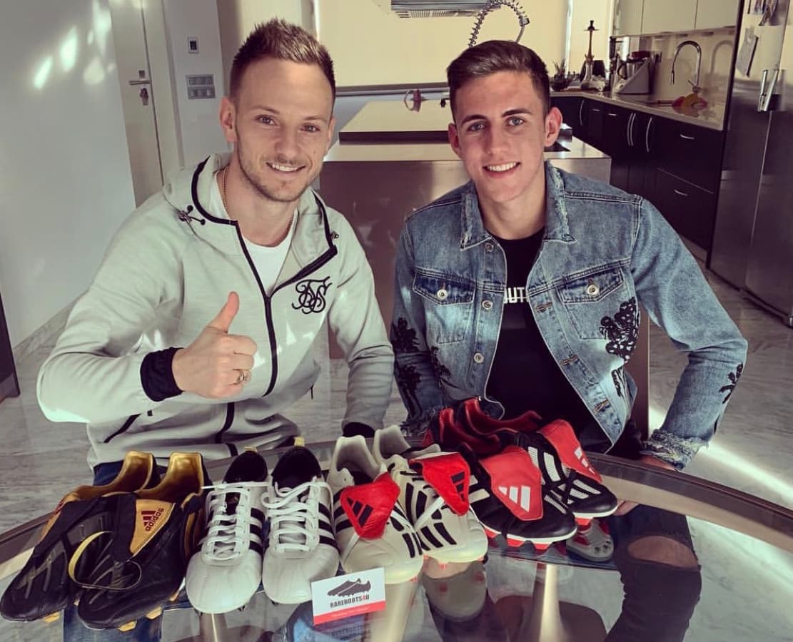 I due ragazzi che fanno le scarpe alle star della Premier League