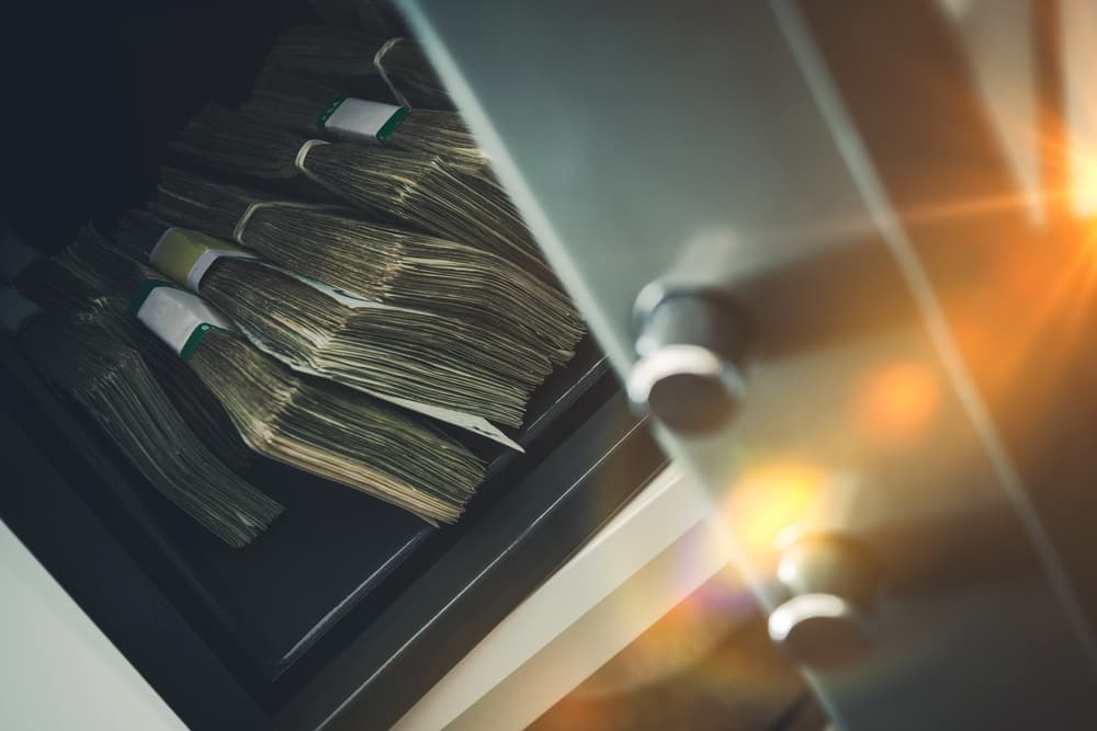 Se la banca tiene sotto controllo le nostre spese