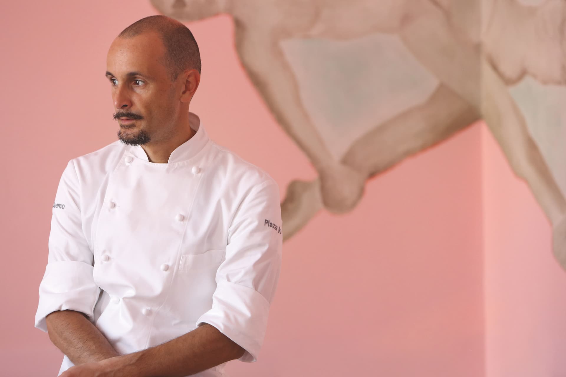 A tavola nei tre stelle Michelin: il Piazza Duomo di Alba