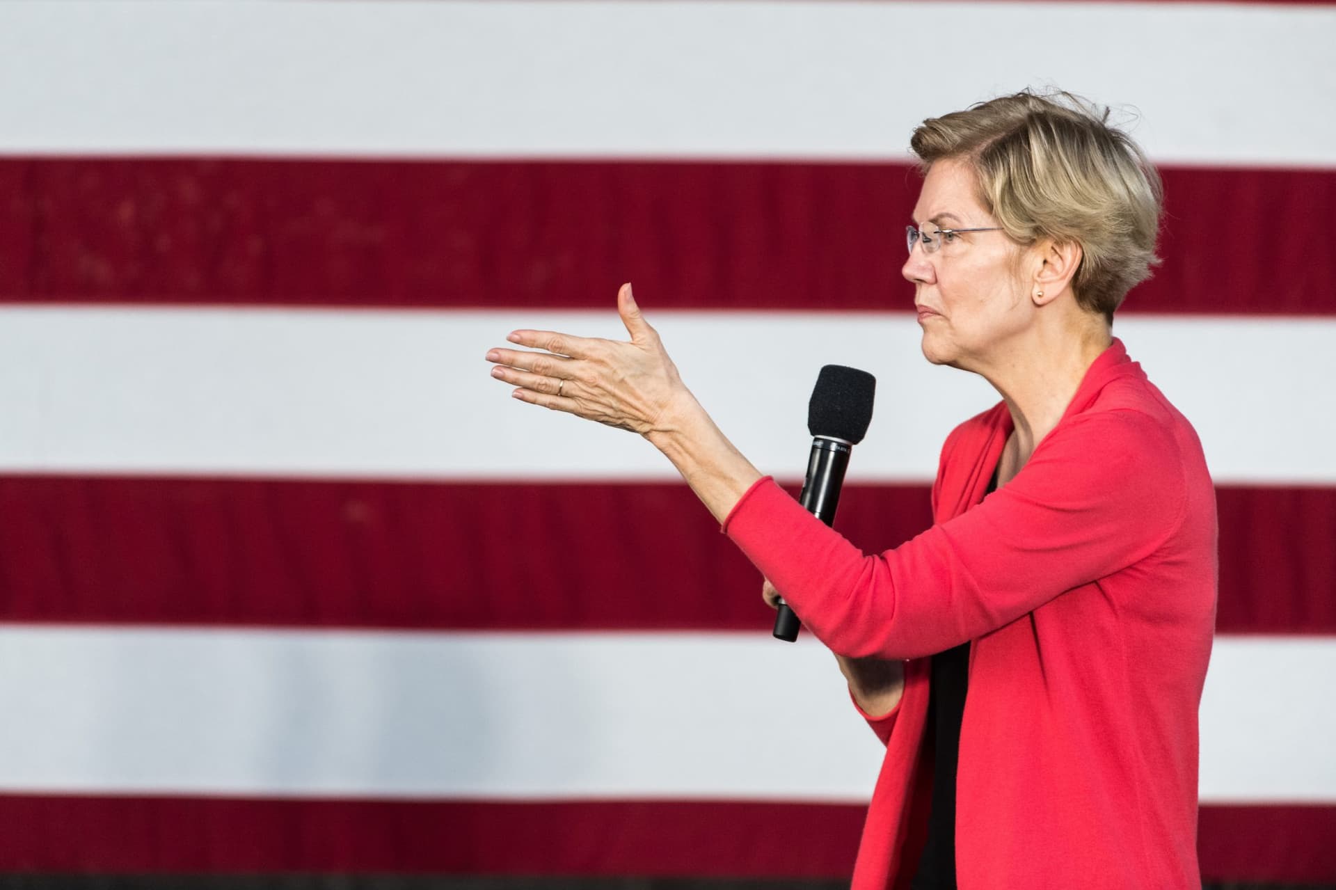 Quanto costerebbe ai miliardari la patrimoniale di Elizabeth Warren