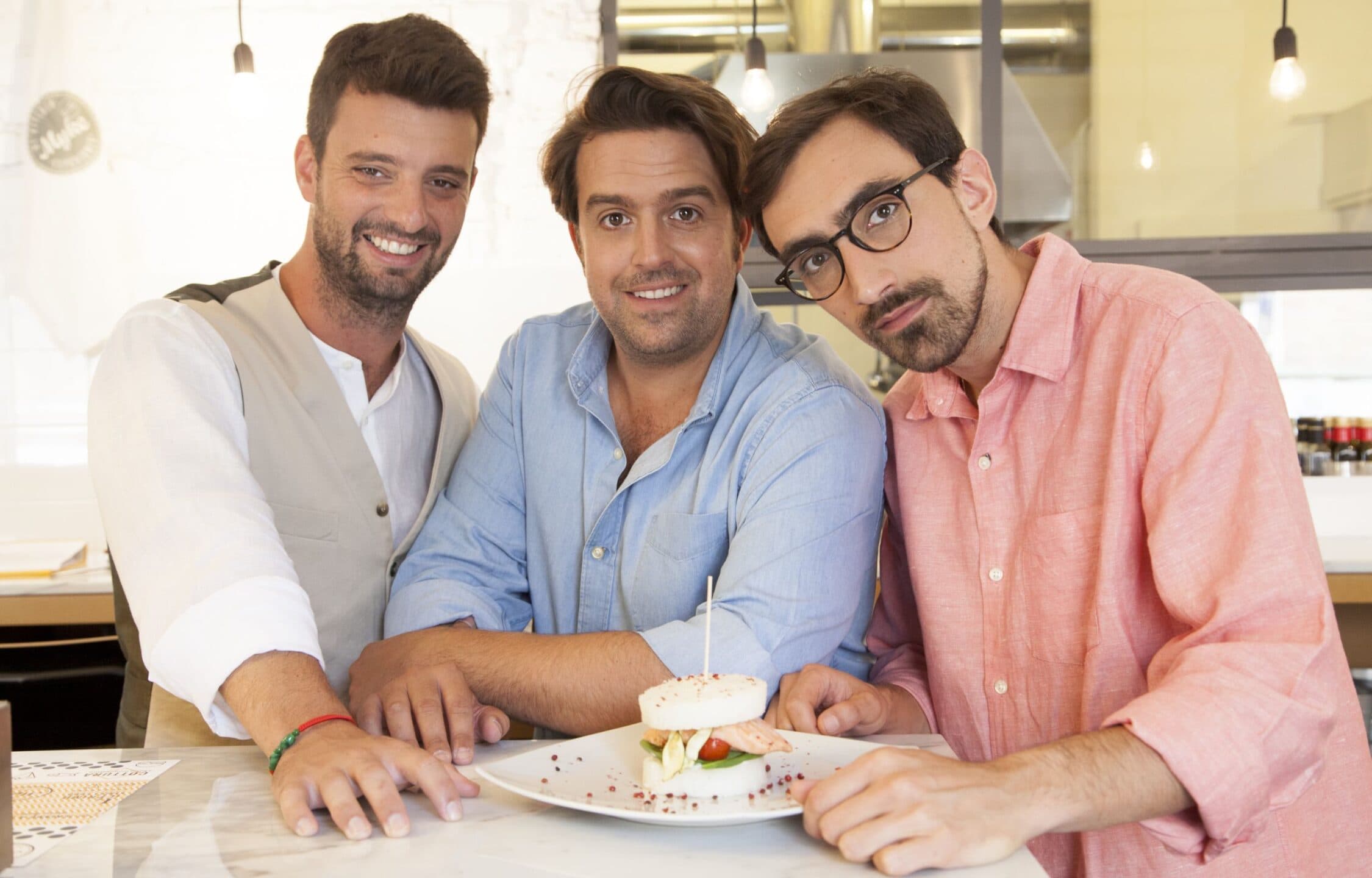 Chef in Camicia: la media company food "nata in un bar"