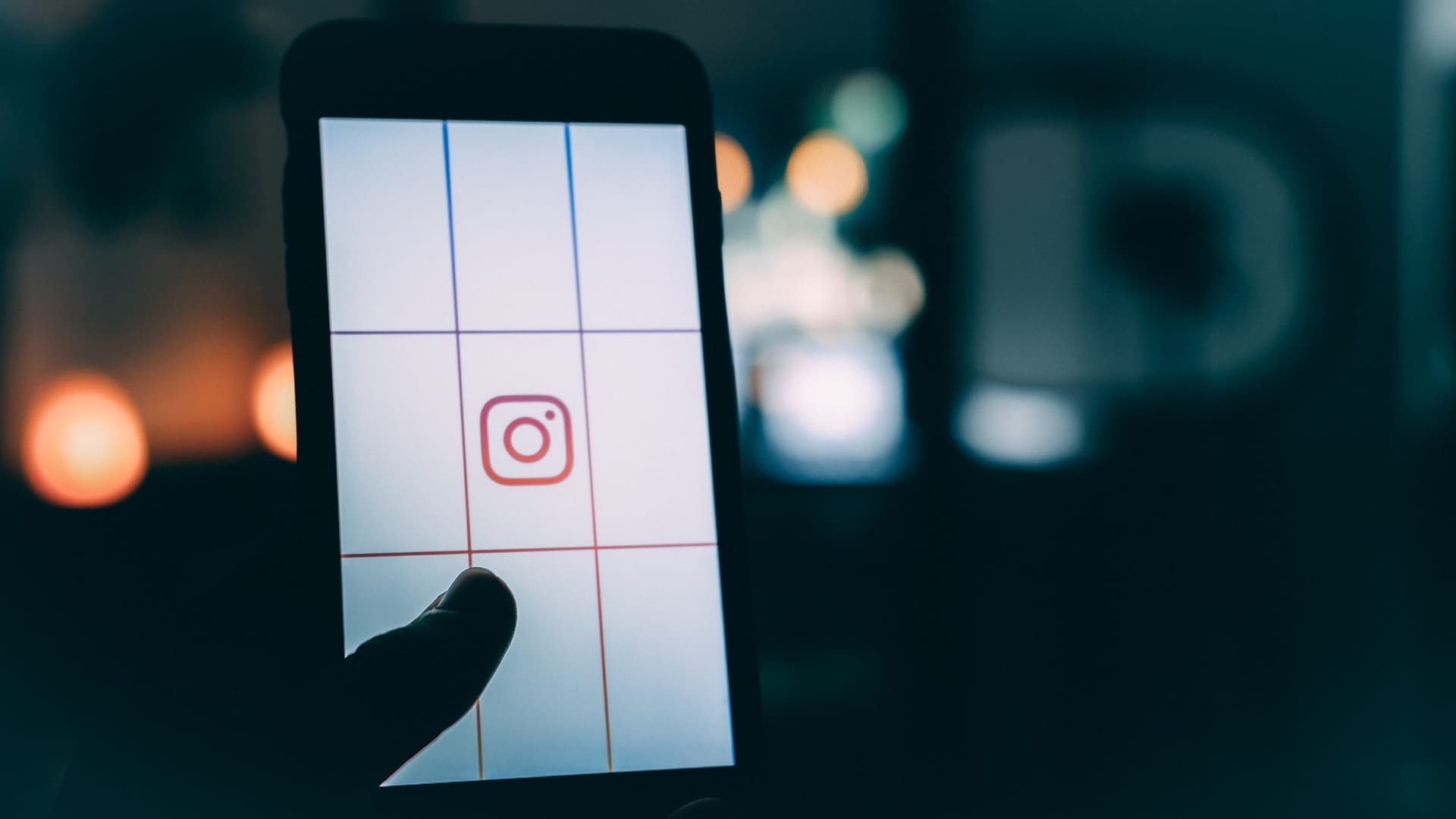 Come su Instagram i milioni di follower sono diventati milioni di euro
