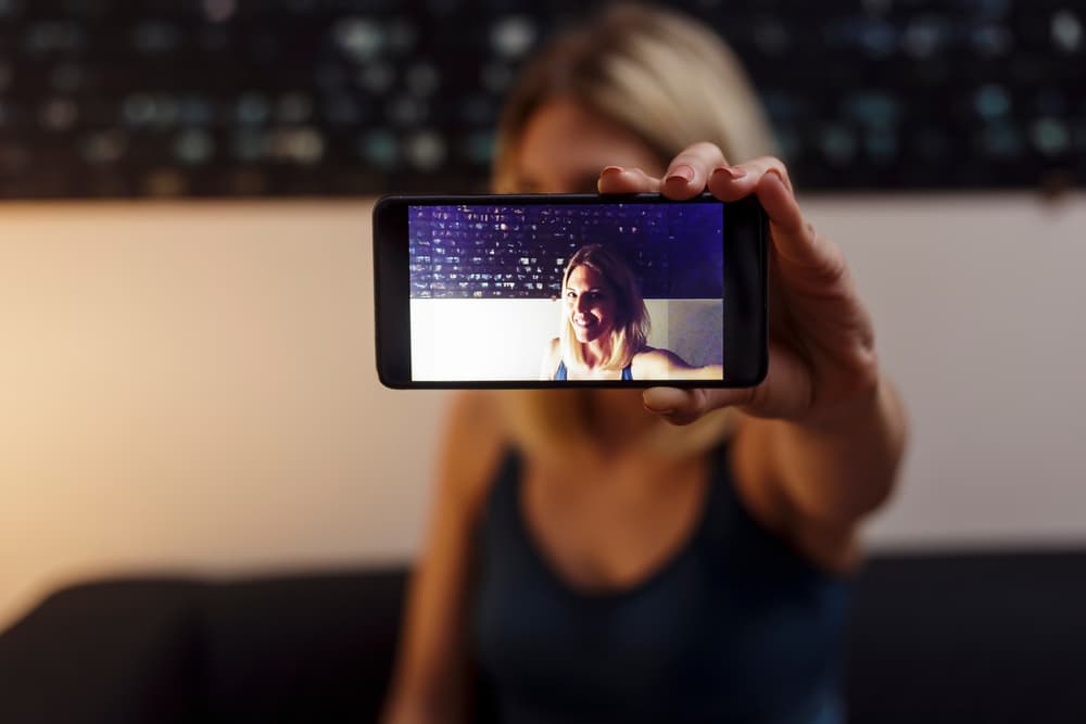 Arriva un nuovo social dove l'amicizia si chiede solo scattando una foto