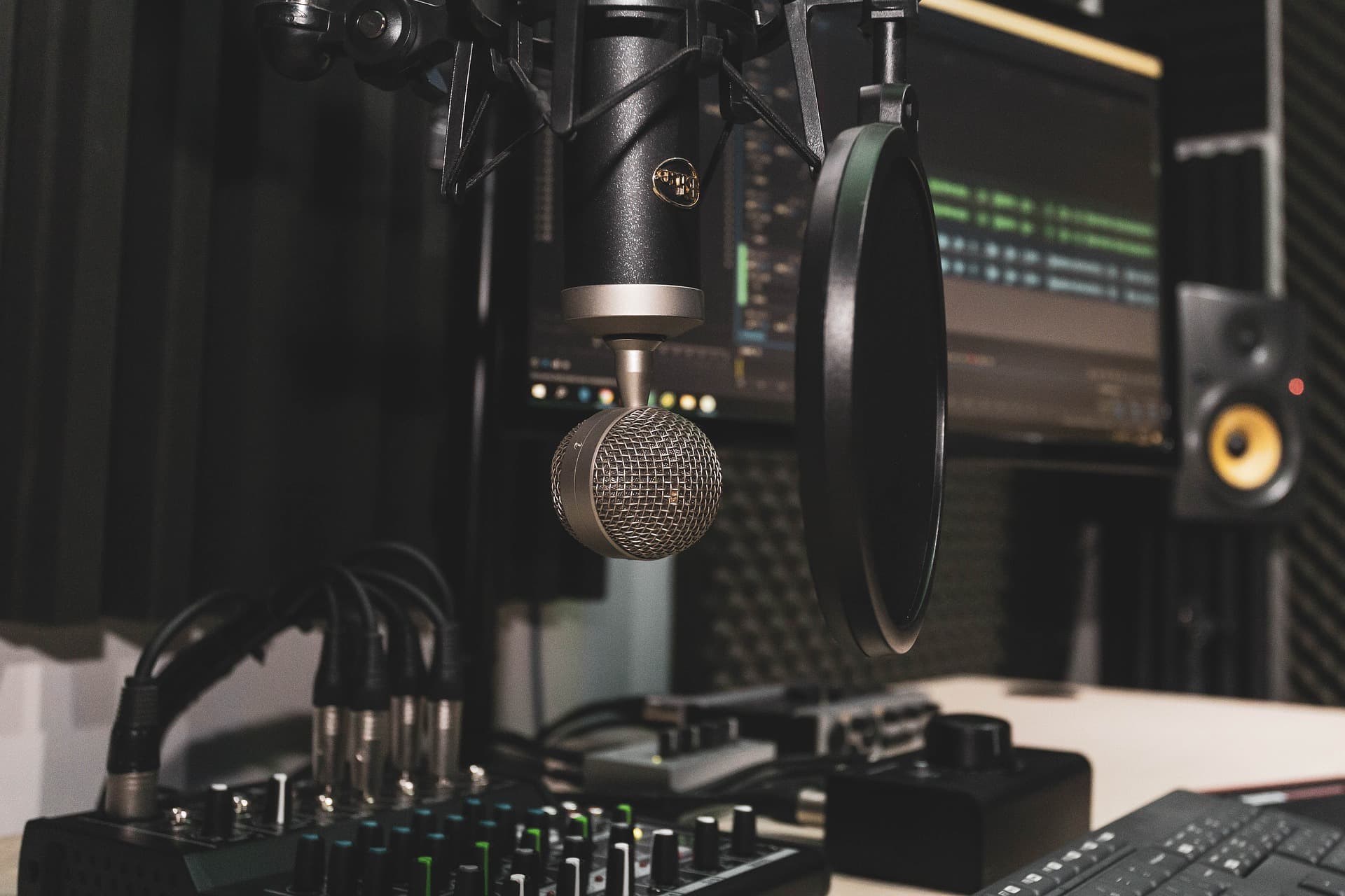 Sempre più italiani ascoltano podcast. Ecco quanto è cresciuto il mercato in un anno