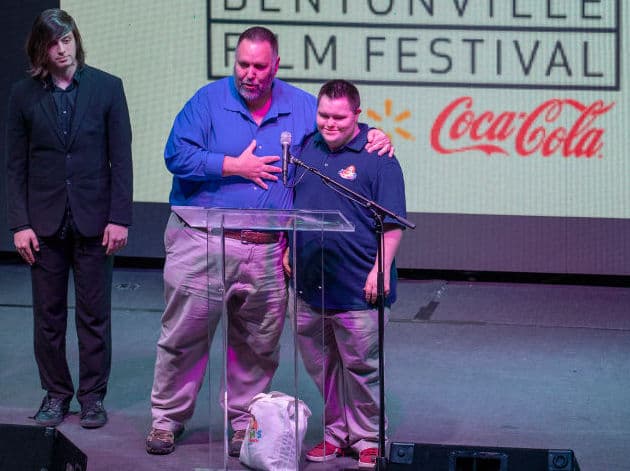 Storia di John Cronin, imprenditorialmente abile