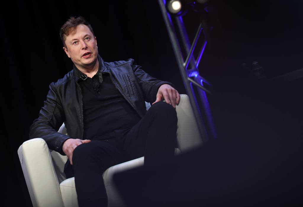 Musk: Tesla è pronta a produrre respiratori polmonari