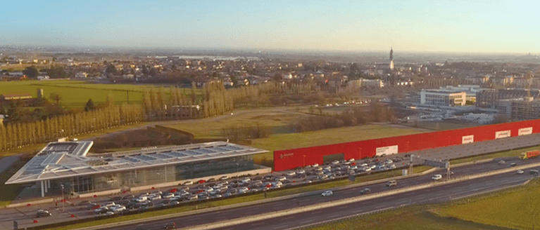 Dentro Kilometro Rosso, uno dei parchi scientifici più attivi d'Italia