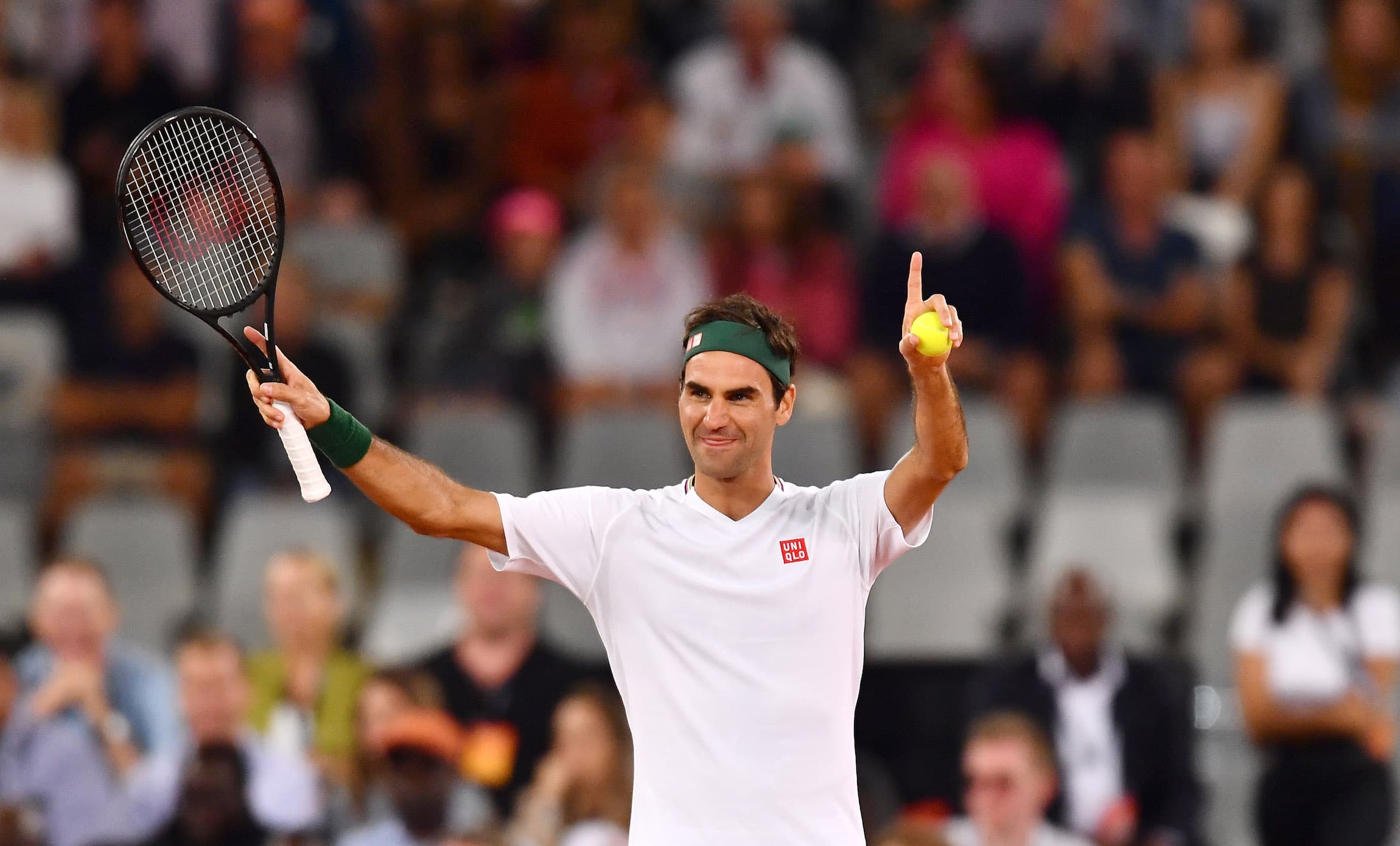 Re Roger è ancora il tennista più pagato al mondo: 90 milioni di dollari negli ultimi 12 mesi