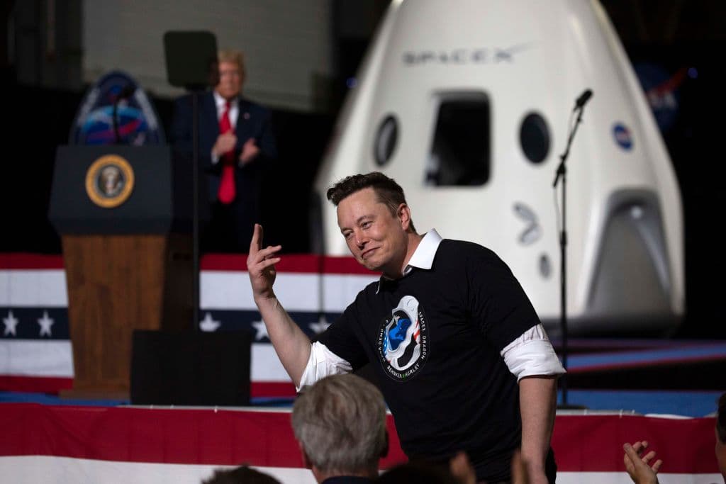 Elon Musk ha vinto un’altra scommessa. L’intervista a Forbes del 2003 in cui anticipava i suoi piani spaziali