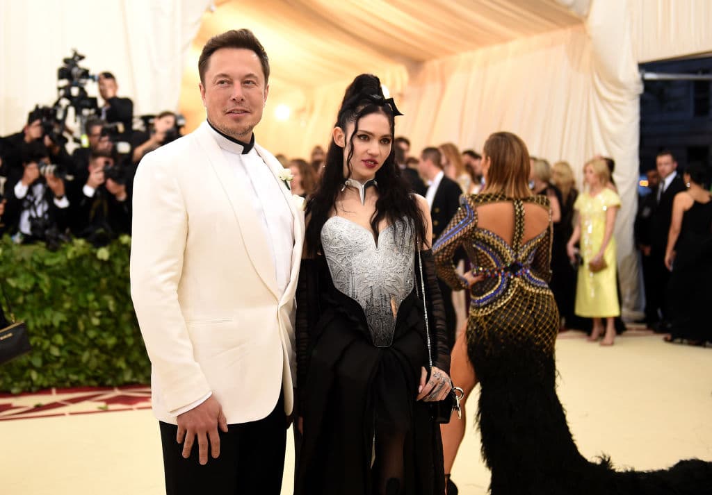 Perché Elon Musk e Grimes hanno chiamato loro figlio “X Æ A-12” (poi diventato X Æ A-Xii)