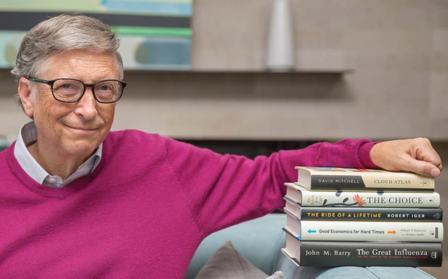 I libri e le serie tv consigliate da Bill Gates per questa estate