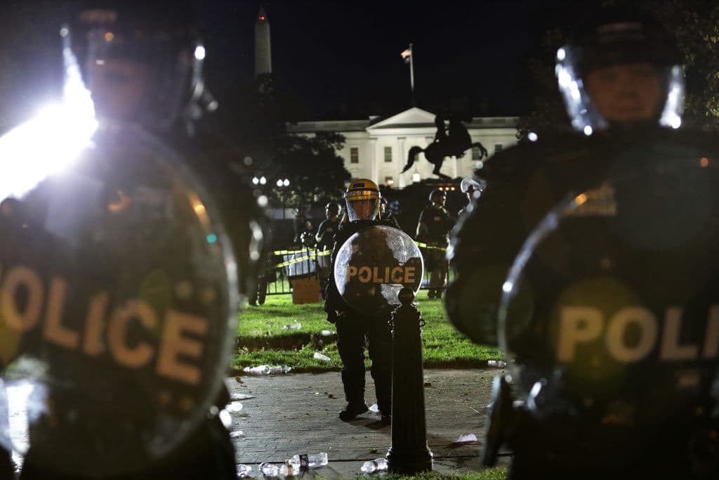 Trump nel bunker della Casa Bianca durante le proteste più violente