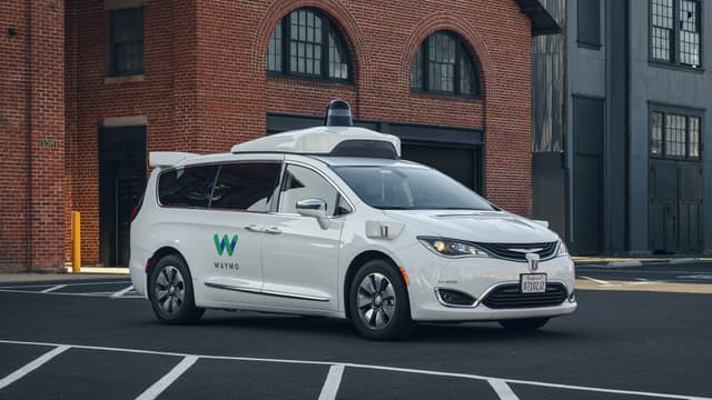Waymo sceglie Londra come primo mercato estero per i suoi robotaxi