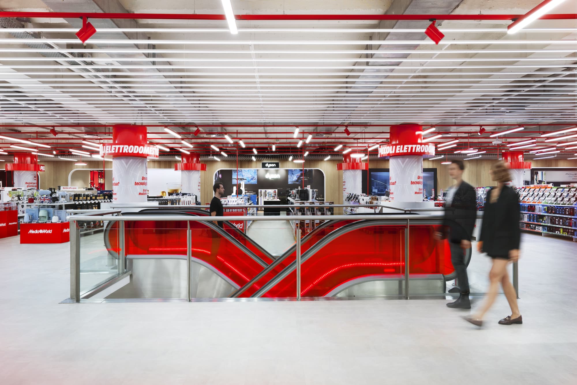 MediaWorld apre a Milano il primo Tech Village al mondo: sarà un experience center