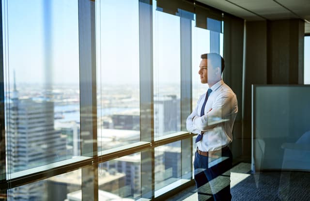 La ricchezza globale dei miliardari vola a 14mila miliardi, +121% in 10 anni