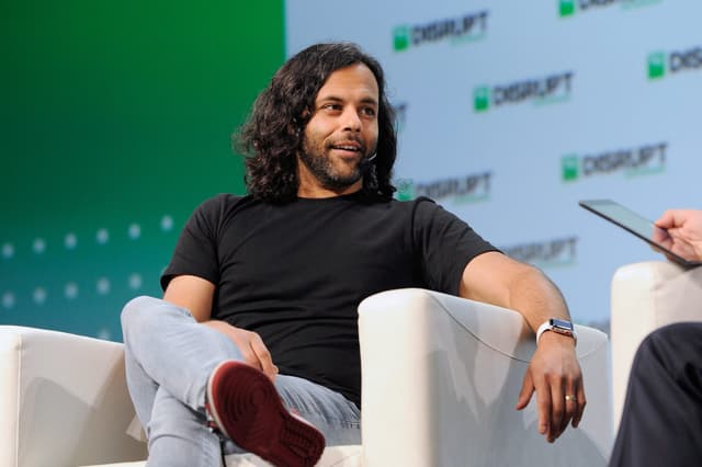 Il cofondatore miliardario di Robinhood vuole mandare nello spazio centinaia di pannelli solari