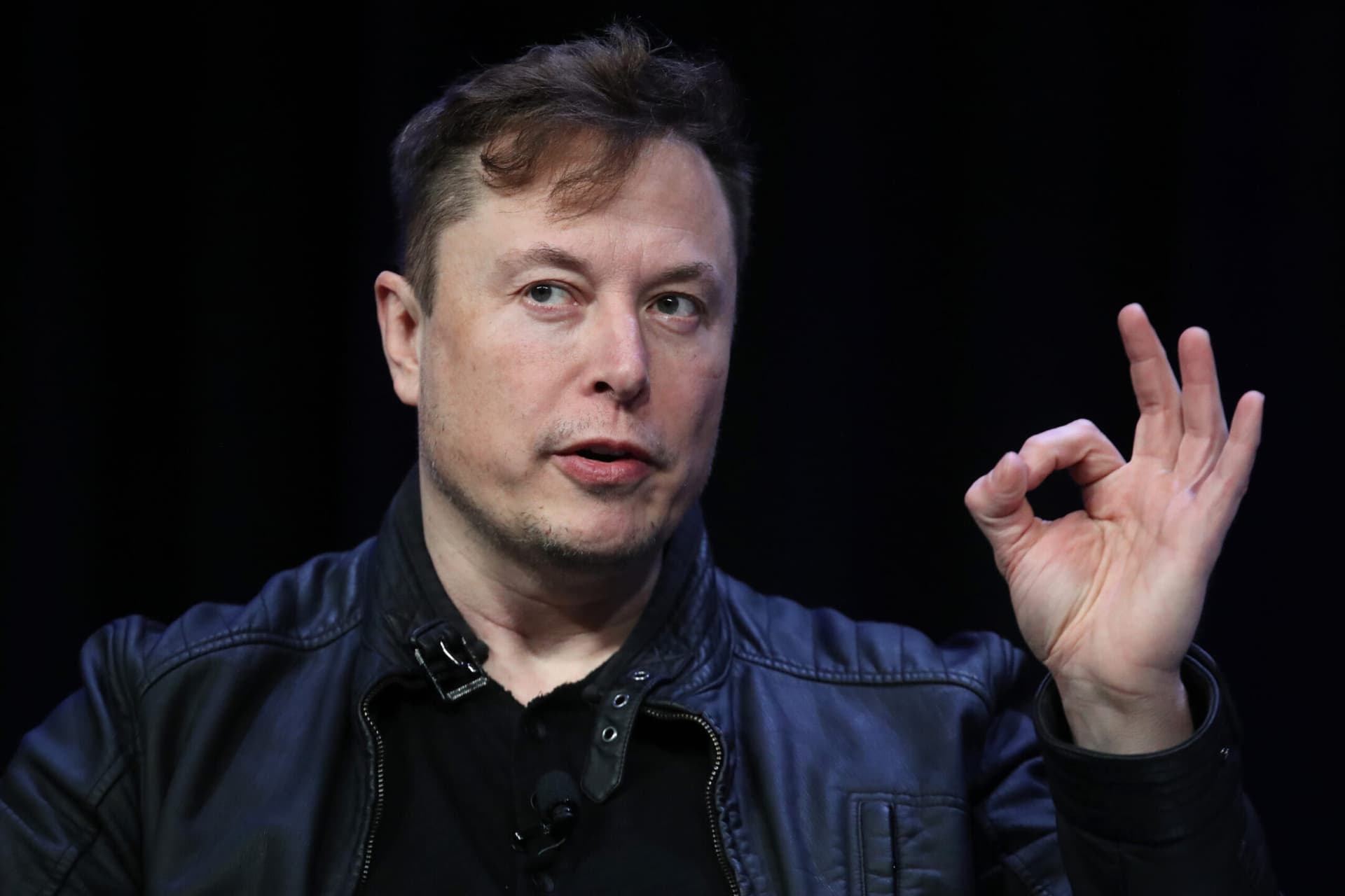 Elon Musk raccoglie $ 1,9 miliardi di finanziamenti per la sua SpaceX