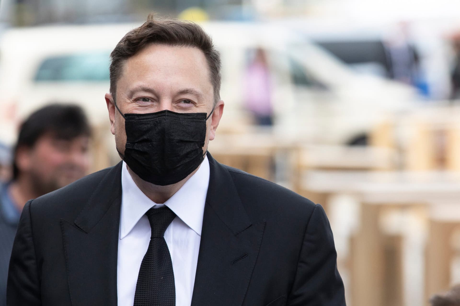 Sale il patrimonio di Elon Musk, che ora punta al podio degli uomini più ricchi del mondo