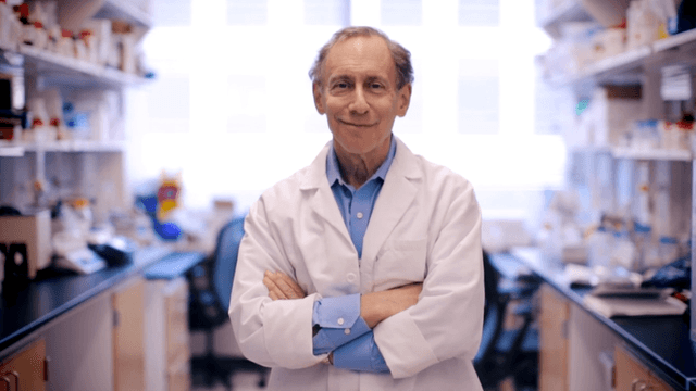 Il co-fondatore di Moderna Robert Langer torna miliardario grazie al vaccino anti-cancro