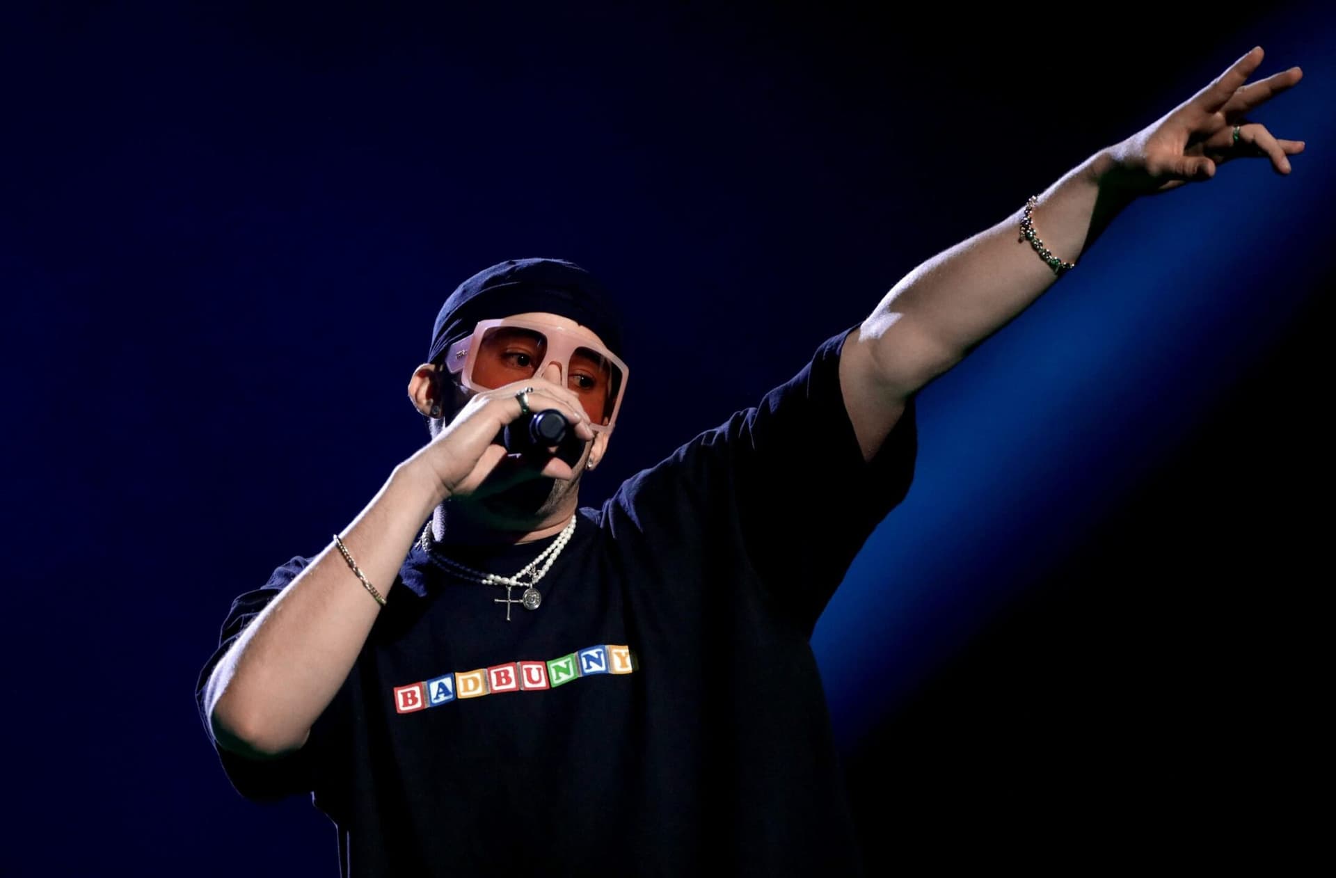 Bad Bunny il più ascoltato nel mondo, tha Supreme in Italia. La classifica 2020 di Spotify