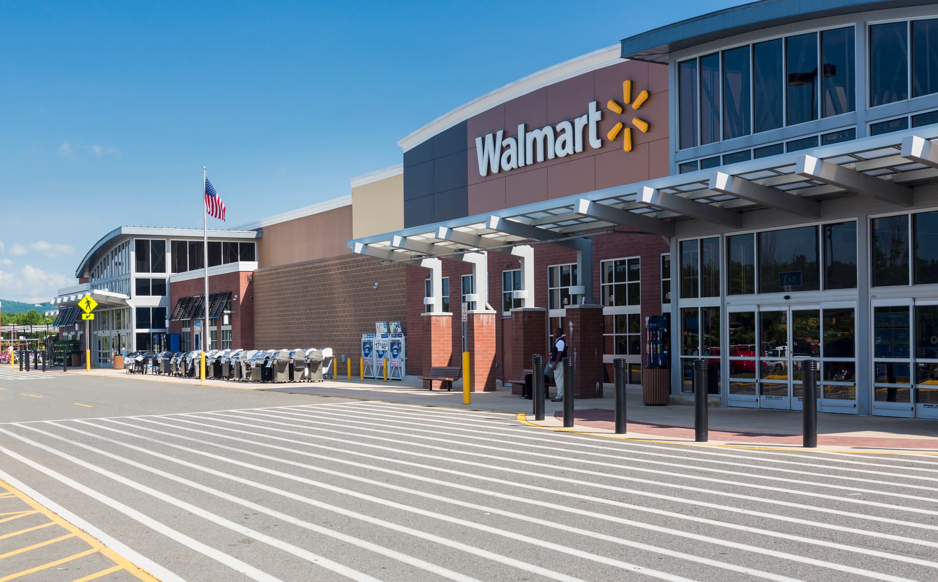 Walmart come Amazon, oltre $ 700 milioni di bonus ai dipendenti