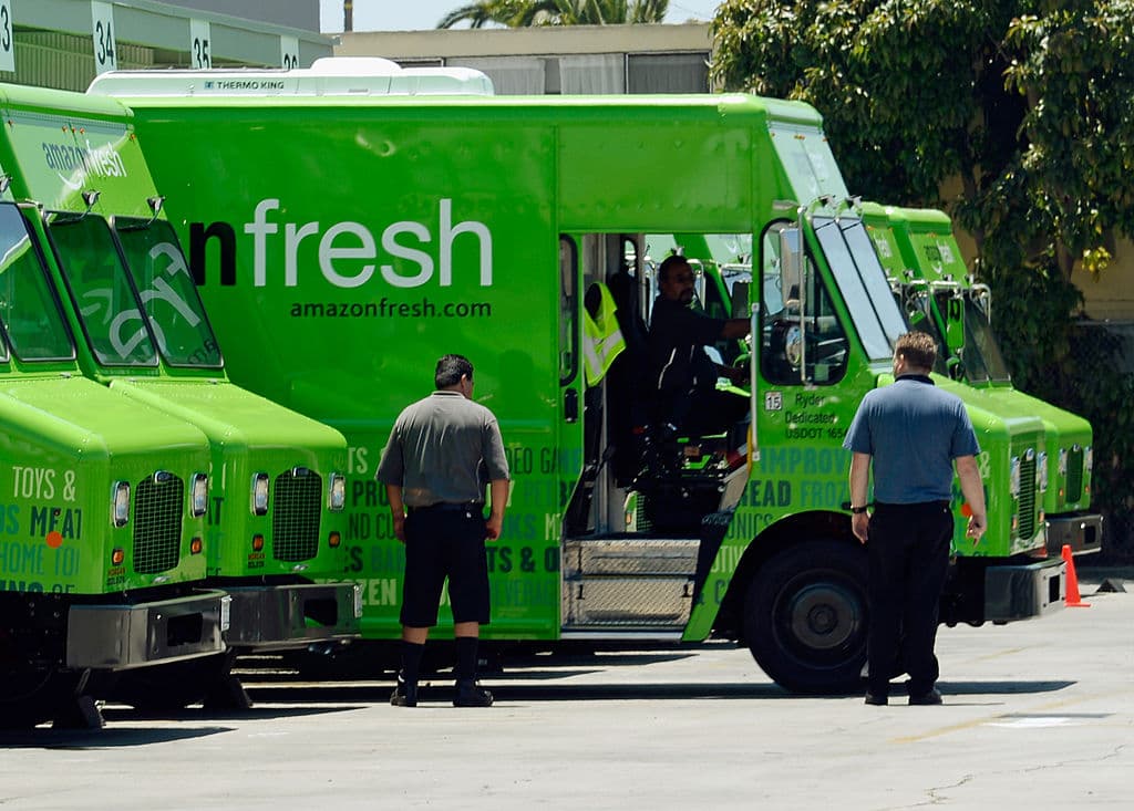 Amazon Fresh sbarca in Italia: la spesa a domicilio in giornata debutta a Milano. Entro l’anno anche a Roma