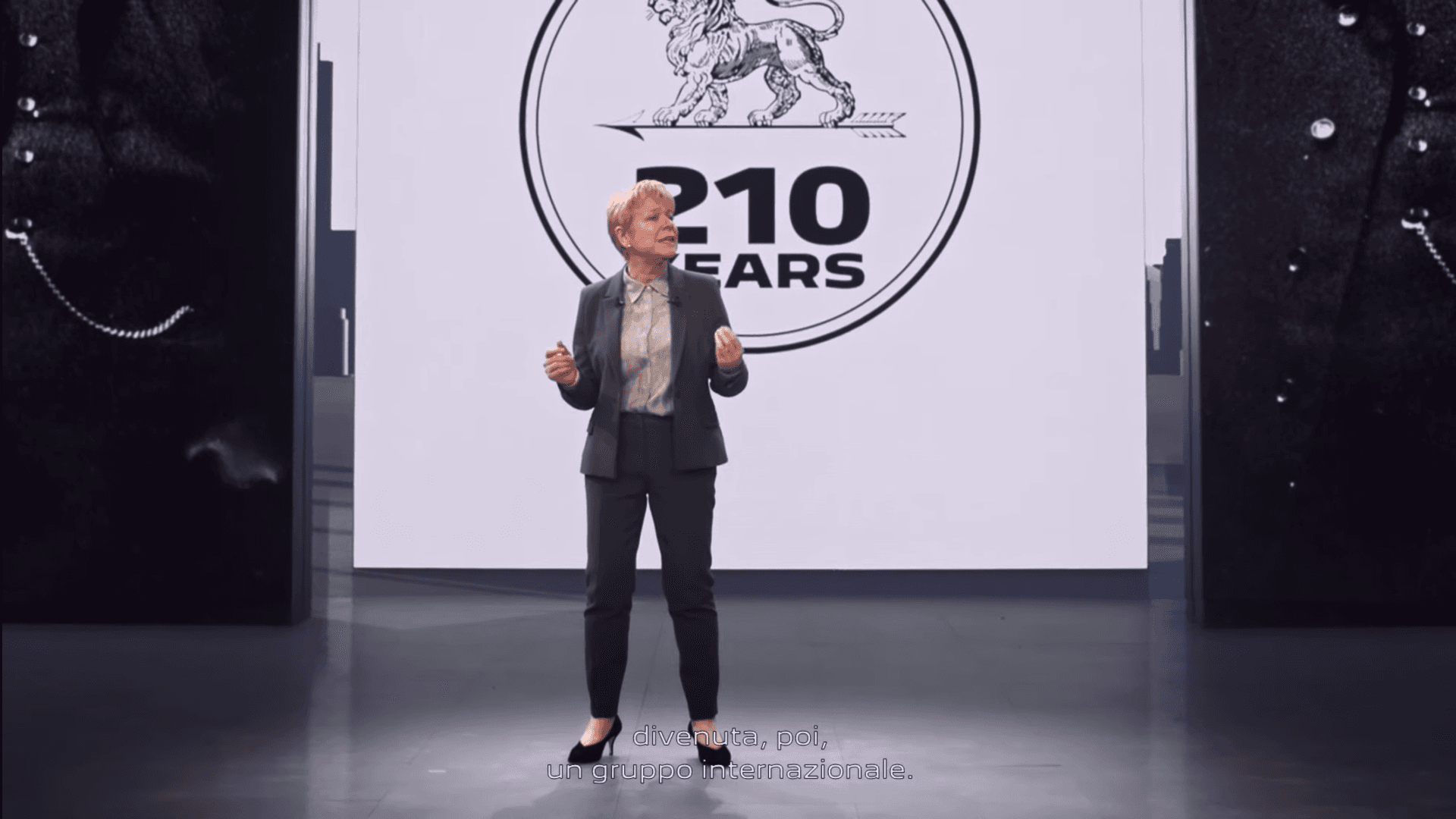 Più raffinata, distintiva ed elegante. Peugeot inaugura una nuova brand identity