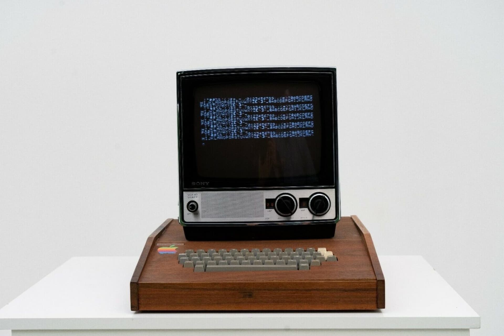Apple 1, all’asta su eBay un esemplare del 1976 da 1,5 milioni di dollari